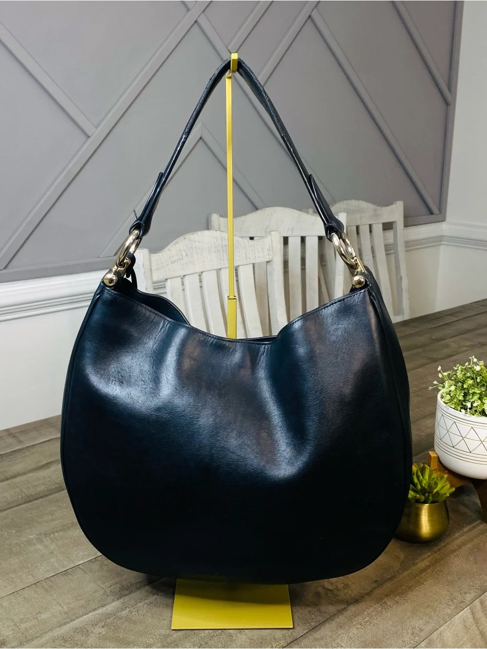 Coach Black Leather Hobo ShoulderCoach Black Leather Hobo Shoulder Handbag Purse